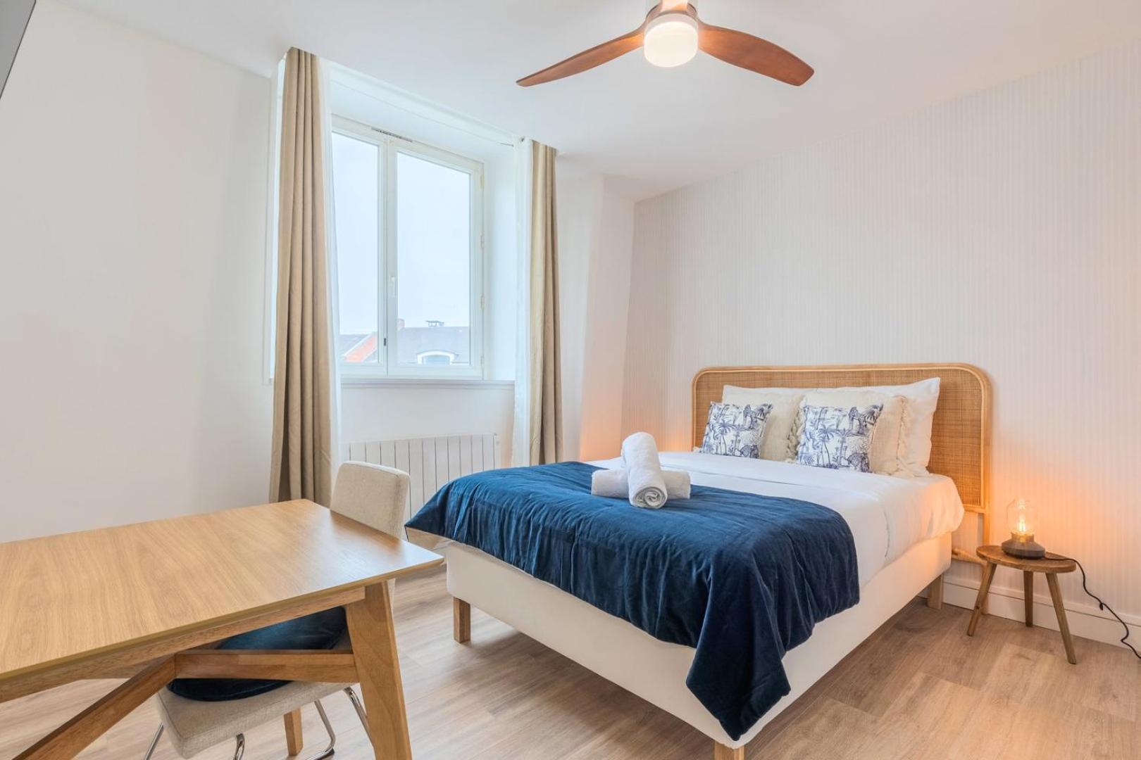 ליל Equipped Studio - Near Train Stations מראה חיצוני תמונה